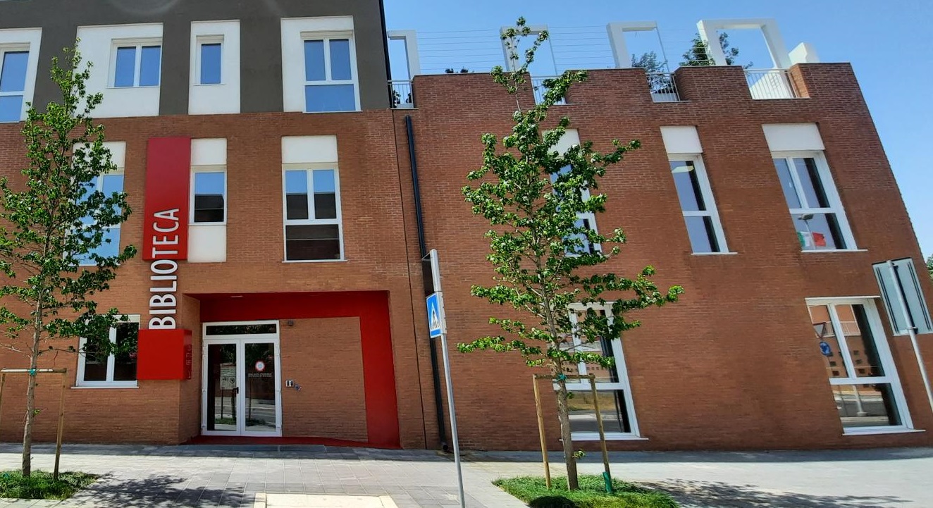 B. Centrale 'Leon Battista Alberti' del Campus di Cesena. Sezione Centrale